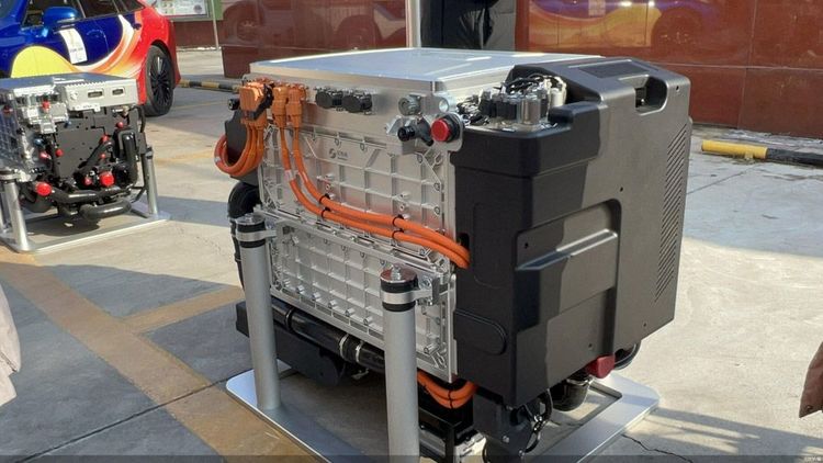 亿华通获得发明专利授权：“一种用于水下航行器的燃料电池发动机系统”