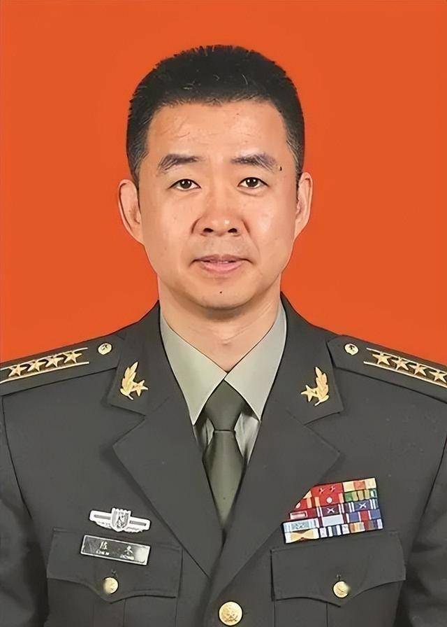 家乡连线丨航天员陈冬母亲：他比原来更沉稳 更自信 更坚毅