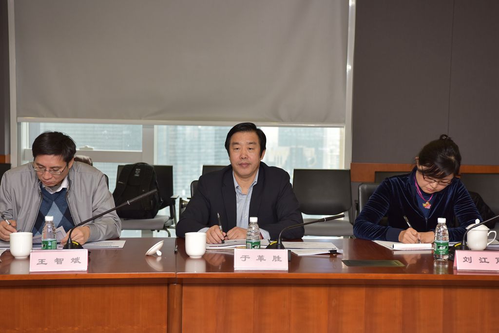 江信基金董事长、总经理人事临变