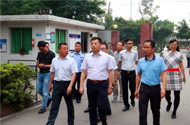 巴新电力公司、电信公司将启动私有化进程