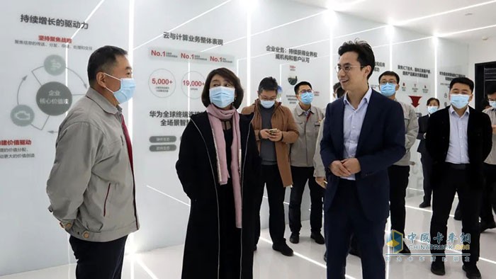 人事变动｜厦门国贸聘任周朝华为公司副总裁、财务总监