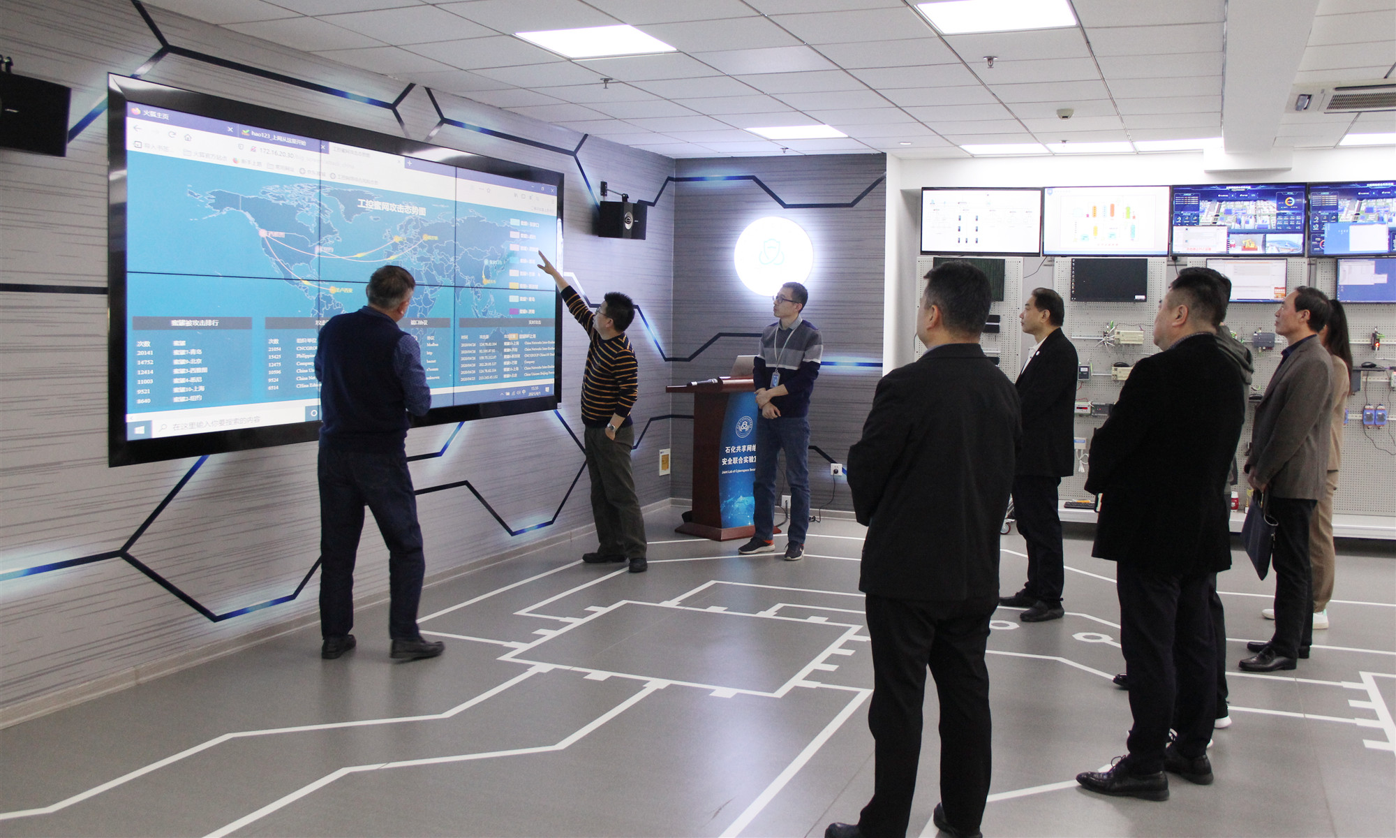 丰林集团接待刚果（金）驻华大使一行参观交流