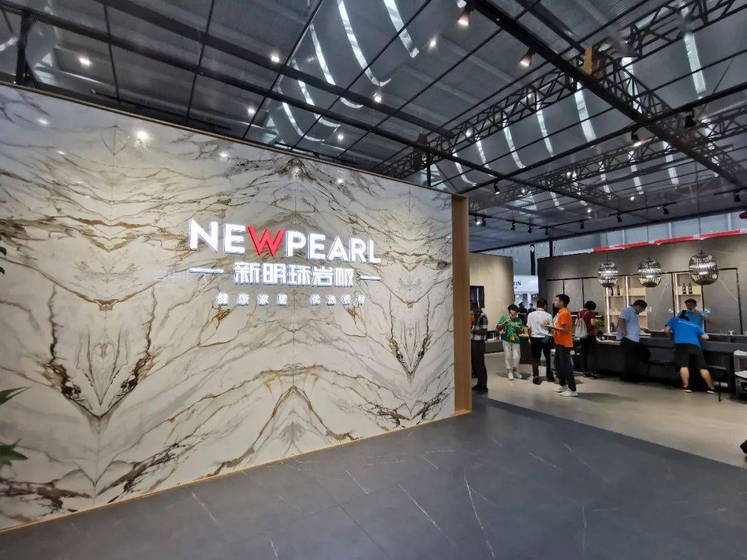 品牌面对面｜从“身受”的场景触达，到“感同”的人心共鸣，涂磊新华网2025世界品牌莫干山大会精彩发言