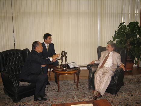 科技部部长阴和俊会见巴西科技创新部部长卢西亚娜・桑托斯