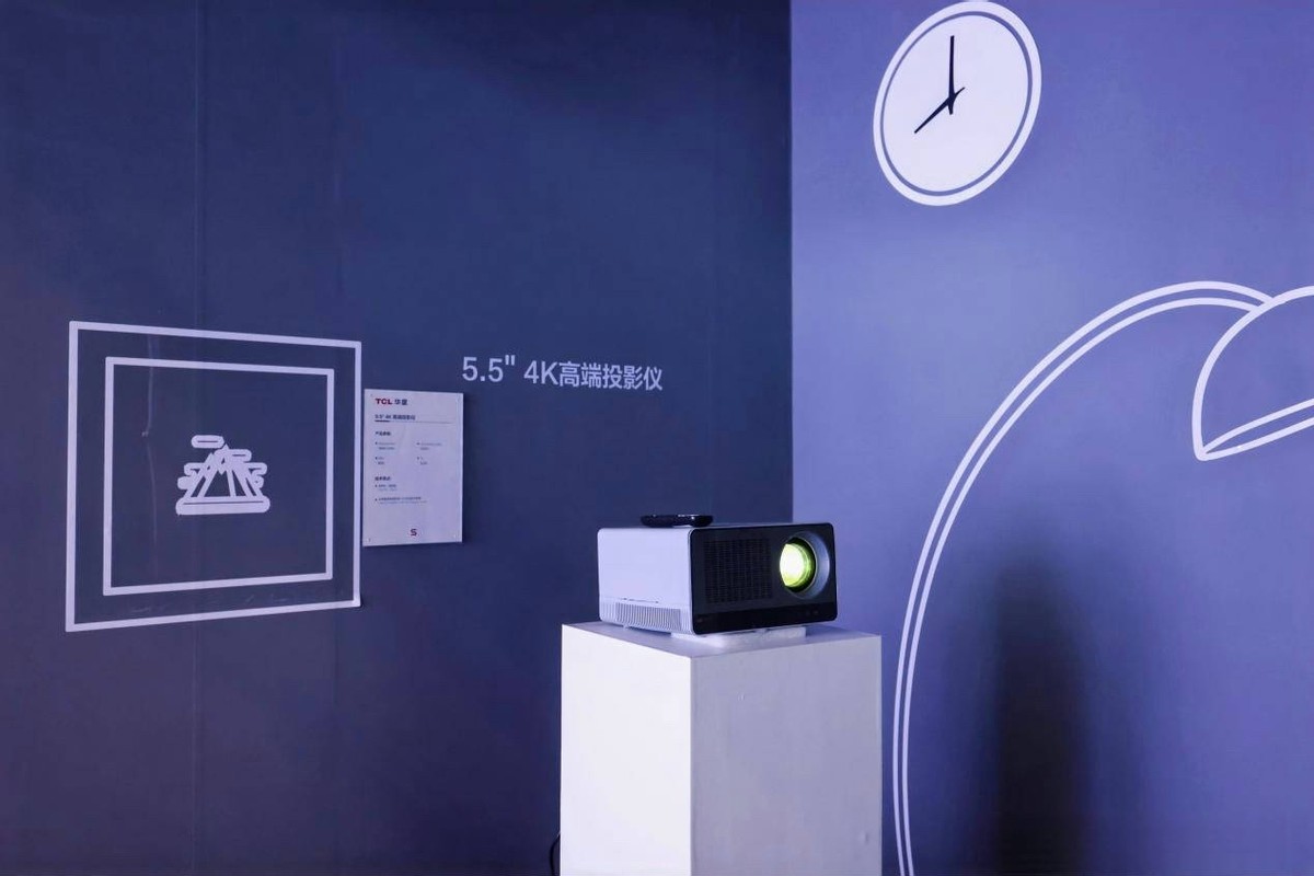 TCL华星携APEX臻图与印刷OLED全家桶亮相SID2025