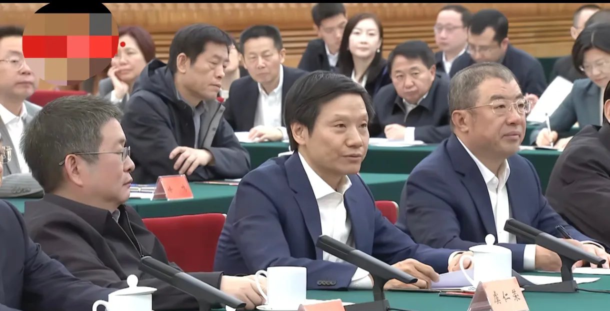 小米自研手机SoC芯片浮出水面 雷军以“十年饮冰”总结造芯历程