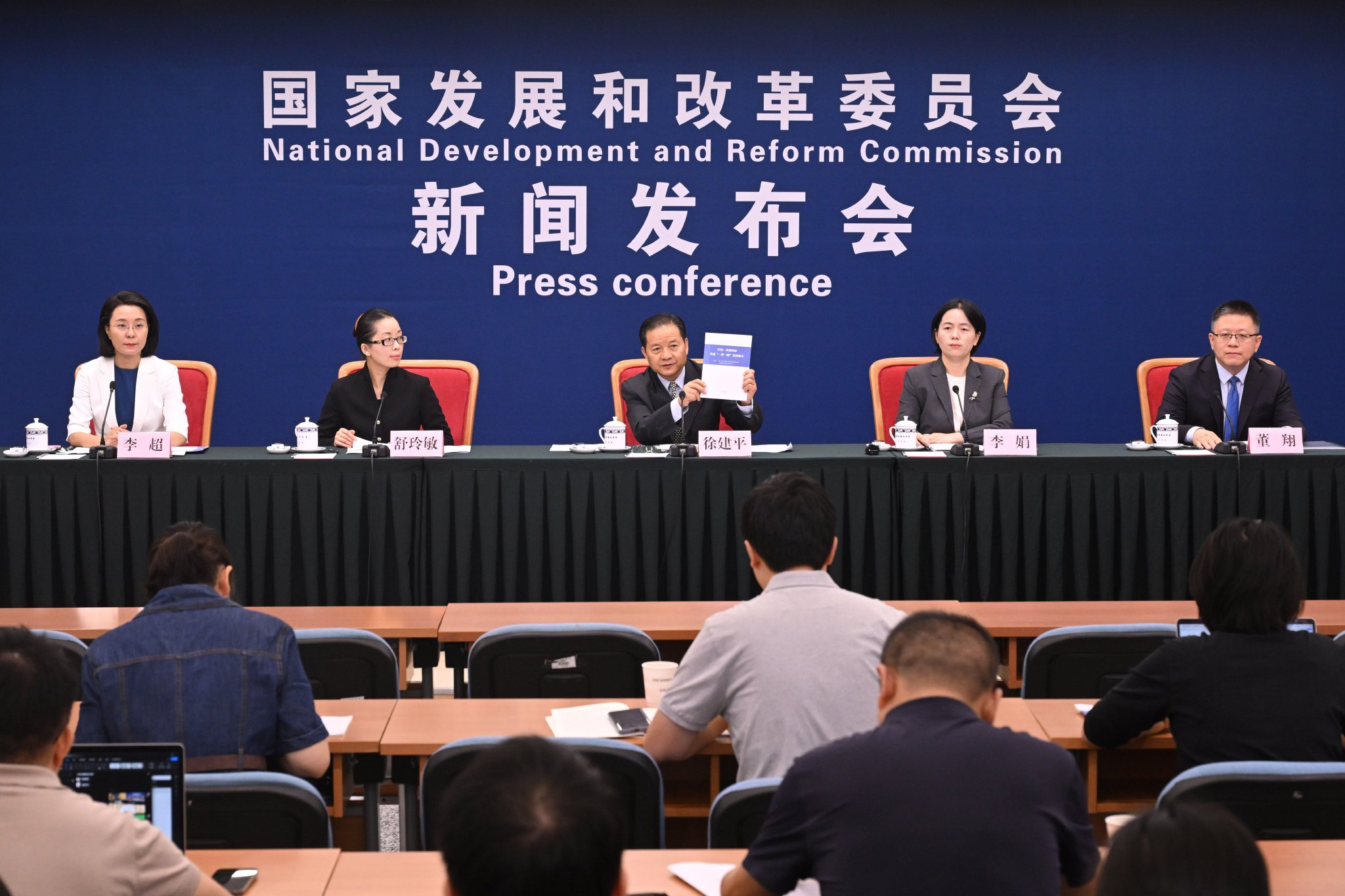 商务部、国家发展改革委修订发布《餐饮业促进和经营管理办法》