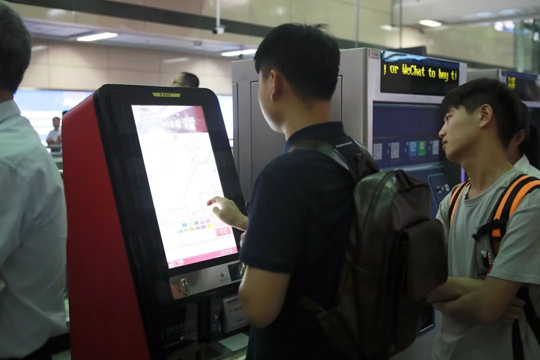 广电运通获得外观设计专利授权：“自动柜员机（大额循环机）”