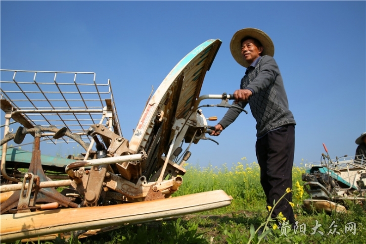 尼地方合作社使用“农业救护车”助力蔬菜供应