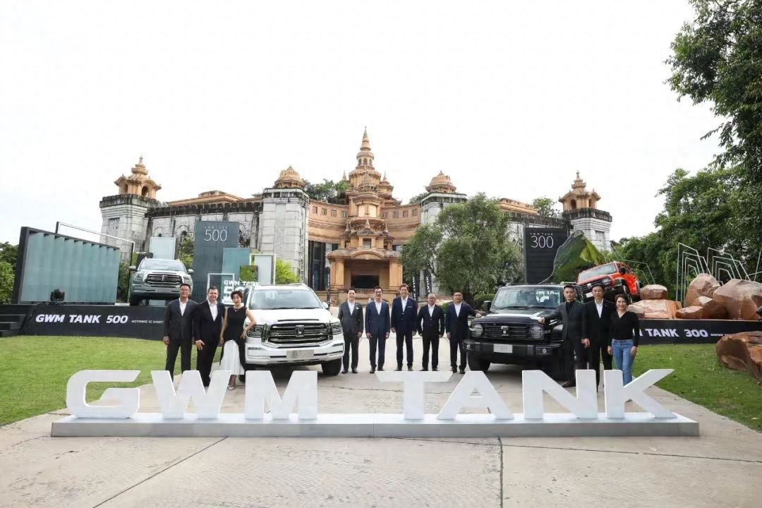 双向发力，中国品牌开启“内外通吃”模式