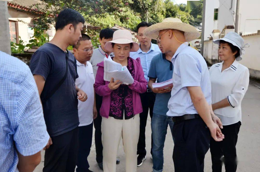 县委书记花费上千万元，建了10个豪华厕所，“装有空调、wifi、音箱等”！当地曾是深度贫困县！纪委通报：劳民伤财