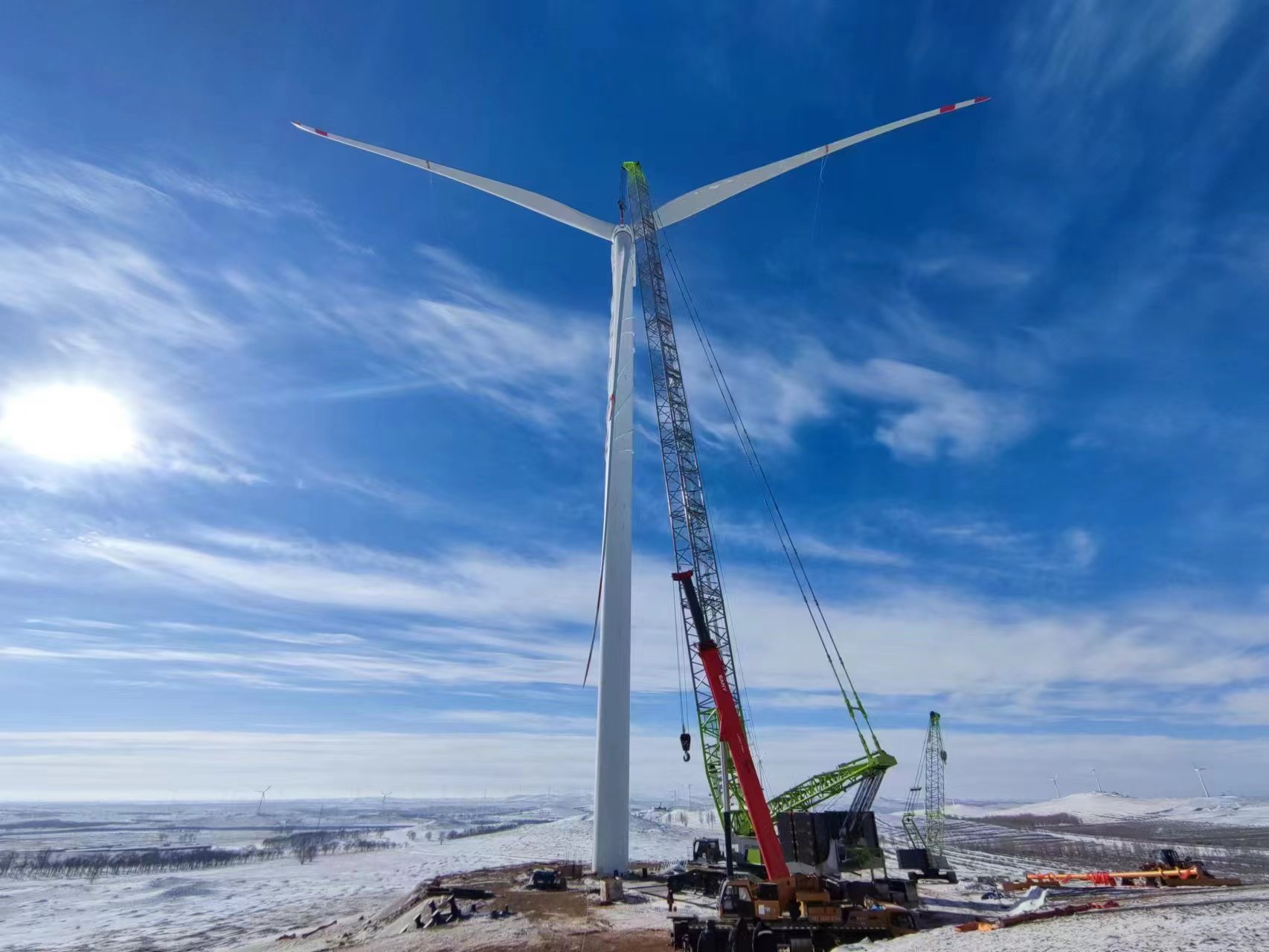 上海电力：甘肃武威天祝县松山滩20万千瓦风电项目全容量并网