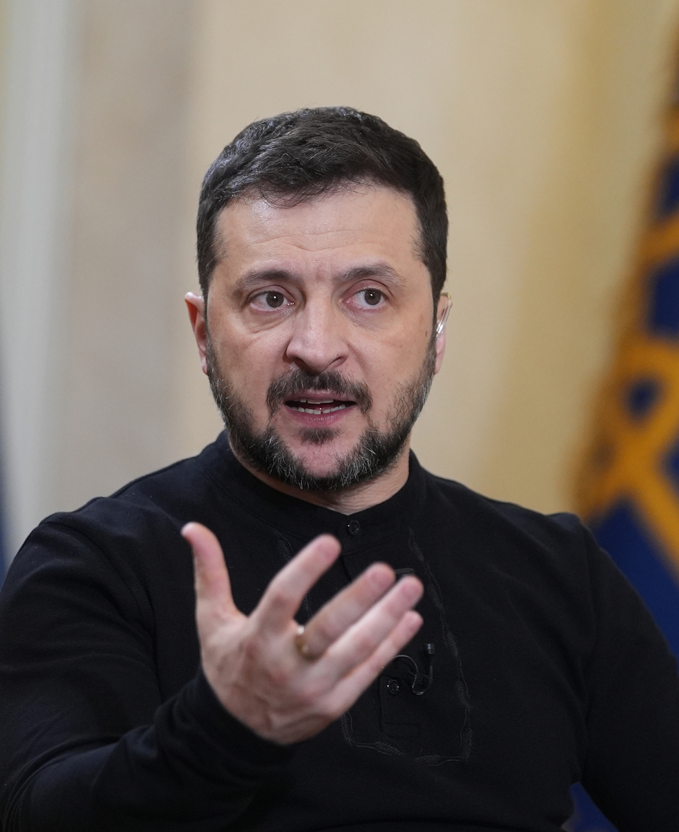 突然！乌克兰陆军司令提交辞呈！俄乌谈判再启，泽连斯基最新发声！