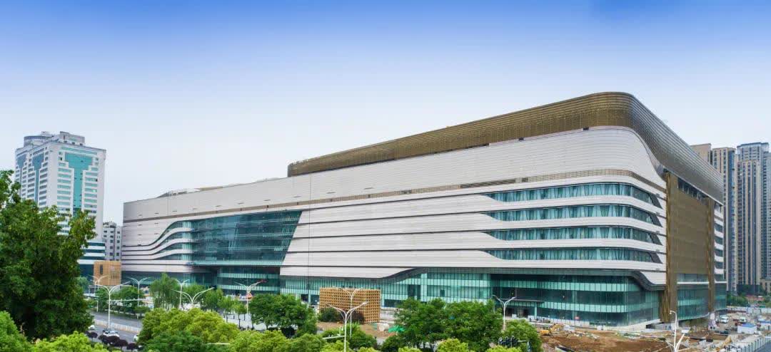 仙乐健康2024年净利3.25亿增长16%：董秘郑丽群薪酬129万涨薪5万