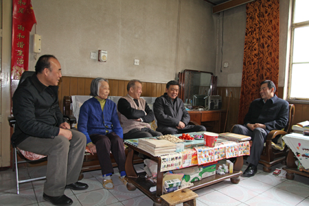 兴化股份：子公司榆神能化例行停车检修