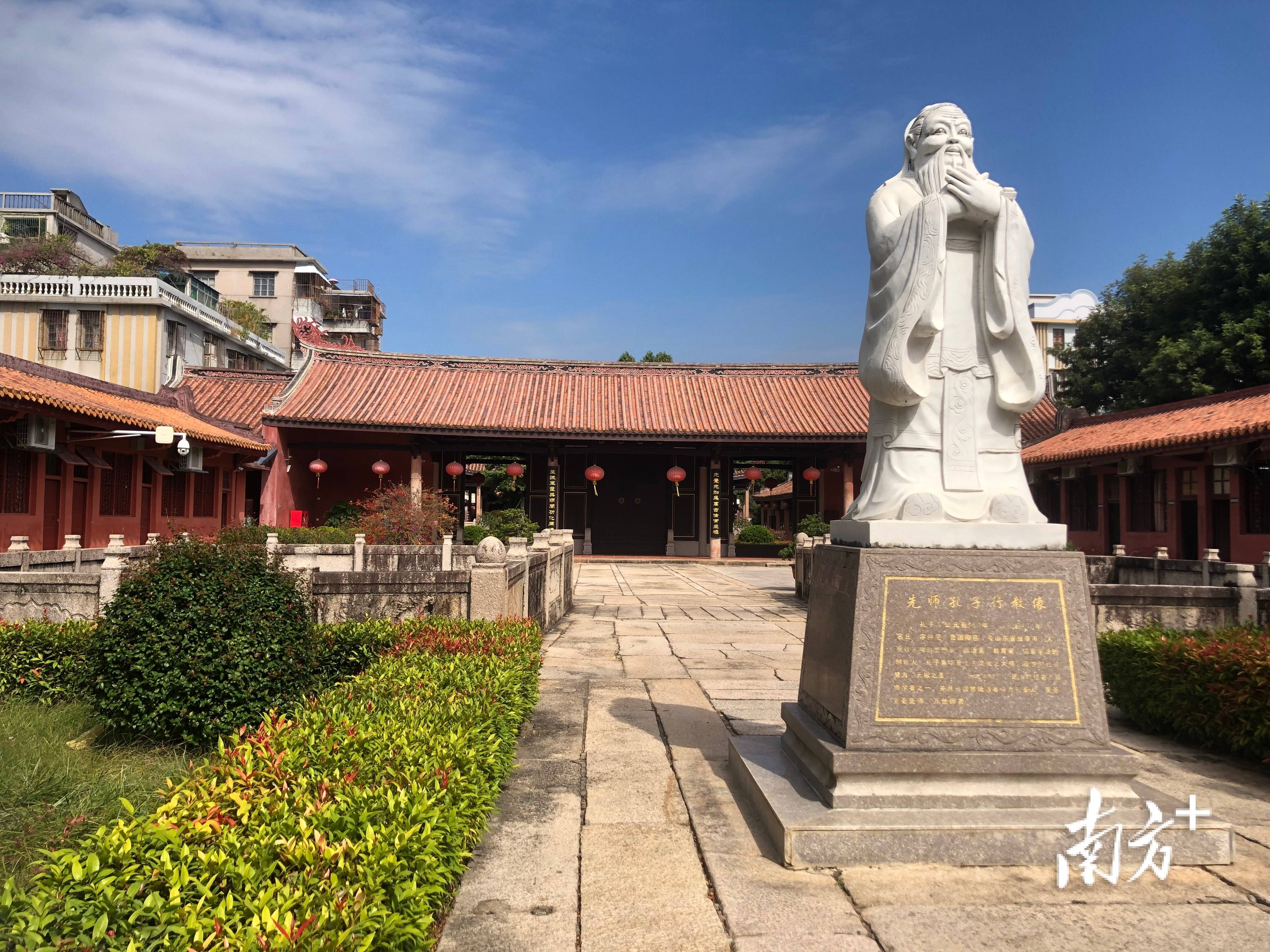 “旺丁不旺财”的黄山旅游：靠免票助力狂揽近500万客流，难掩净利骤降25%尴尬