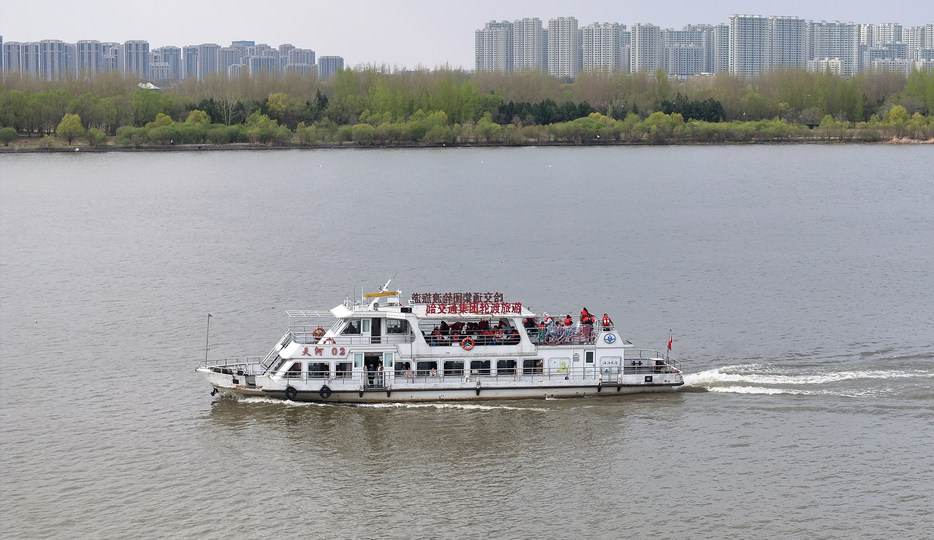 “旺丁不旺财”的黄山旅游：靠免票助力狂揽近500万客流，难掩净利骤降25%尴尬