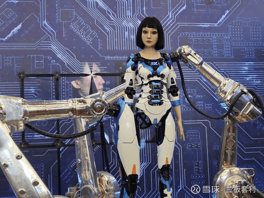 国产人形机器人走上全球最长猫道