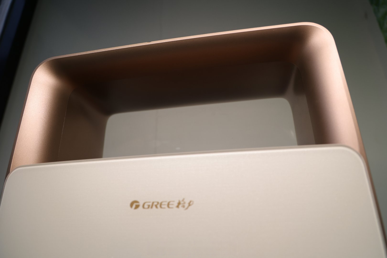 格力电器获得发明专利授权：“风道组件、柜式空调器”