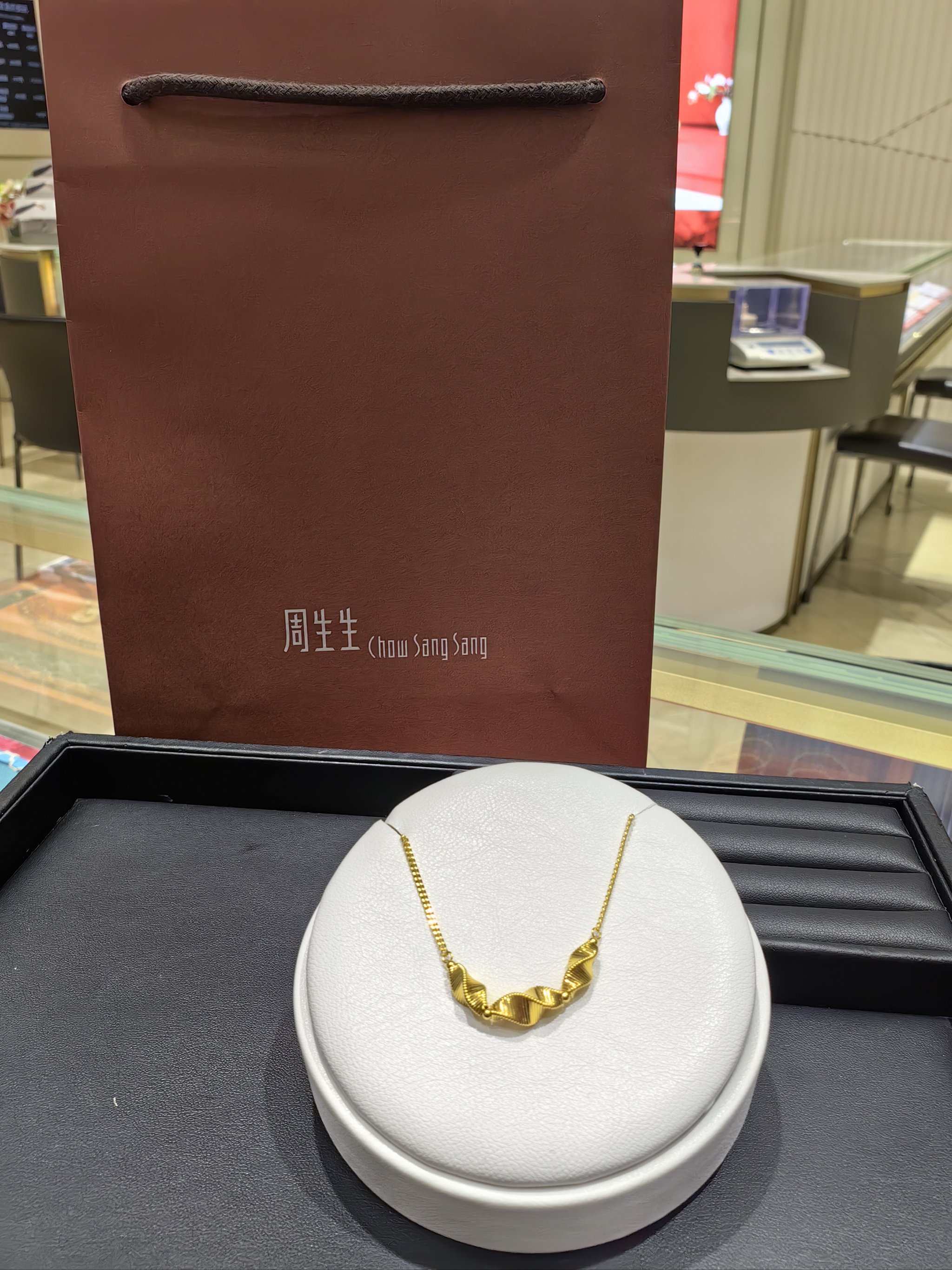 周大生获得外观设计专利授权：“项链（G0PY0069）”