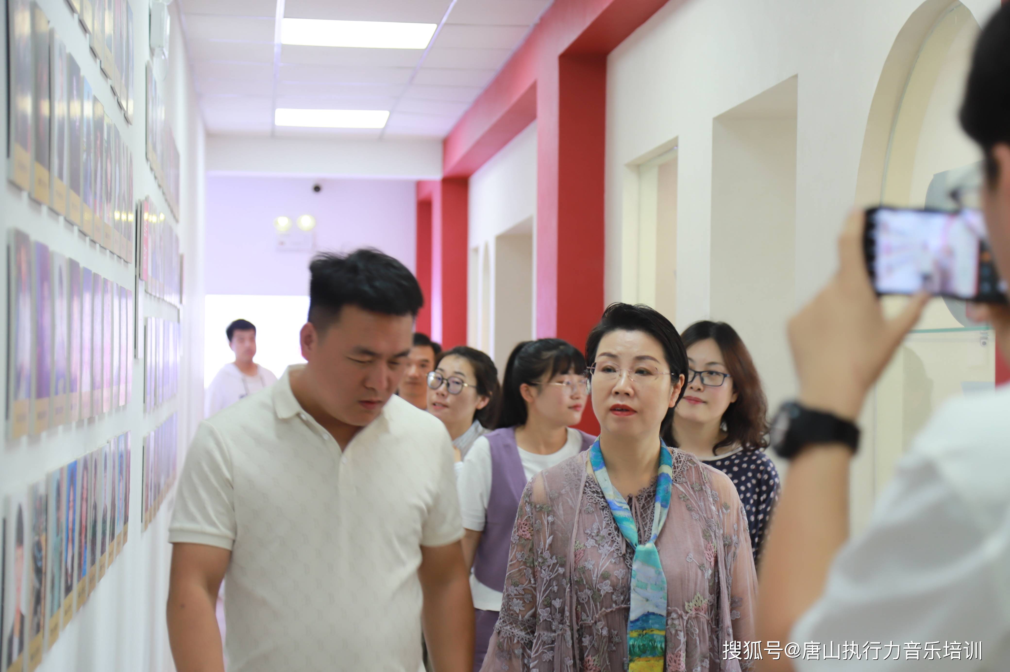 中信银行：提名魏强为非执行董事候选人