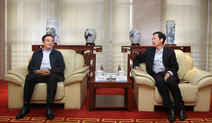 吕瑞浩公参会见中地海外埃塞分公司副总经理尹宇翔