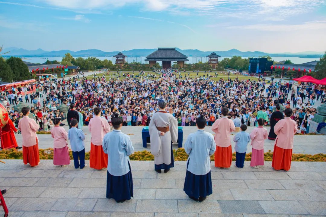 倾听尼山2025 | 杨朝明：只有摒弃傲慢与偏见，才能奠定文明交流的基础