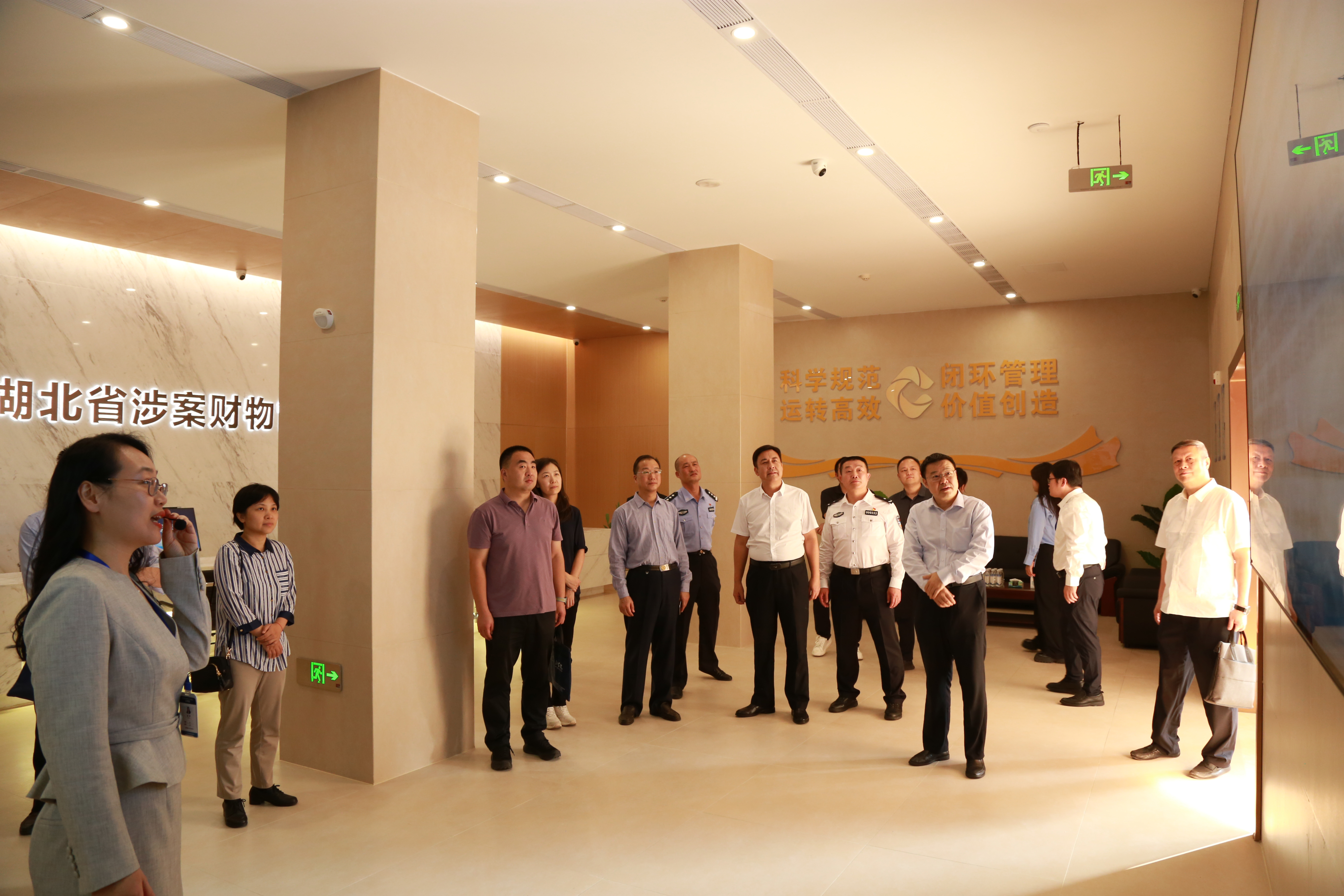 债券型券商资管规模半年缩水近400亿，向主动管理转型不易