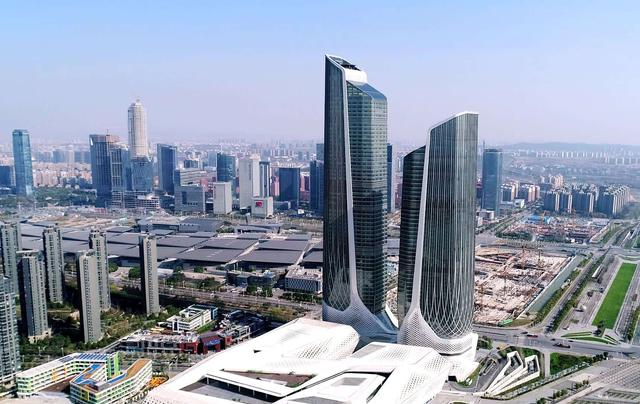 中国外汇交易中心总裁张漪：债券通、互换通深化发展 提升香港国际金融中心竞争力