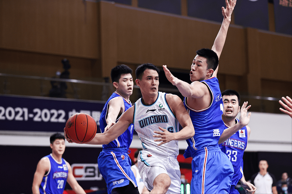 英 力 特：截至7月10日持有人总户数为22,963