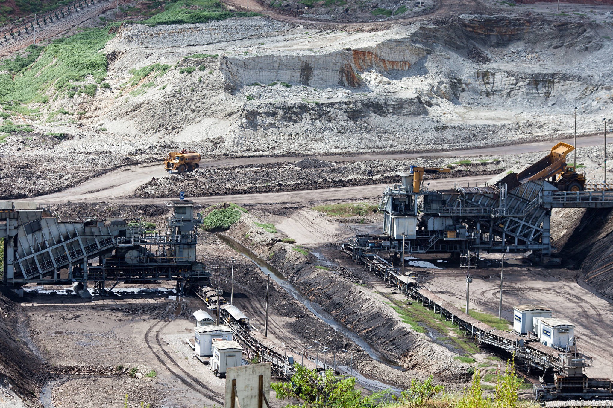 我国规模最大的天然铀产能项目成功生产出第一桶铀产品