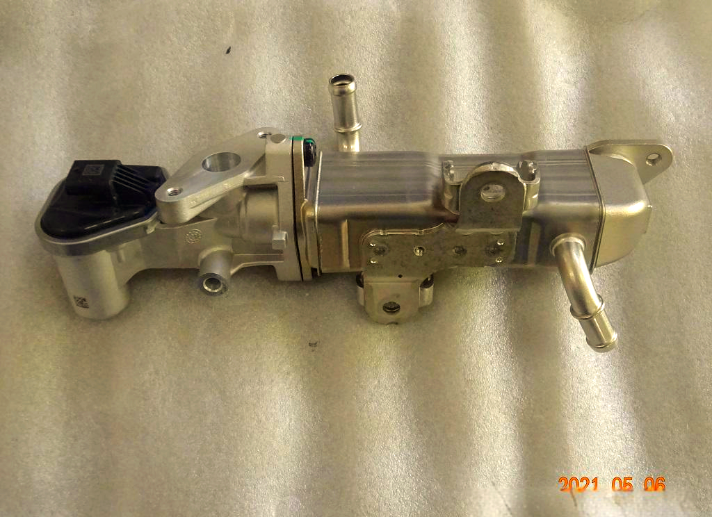 比亚迪获得实用新型专利授权：“发动机缸盖总成、发动机、动力总成和车辆”