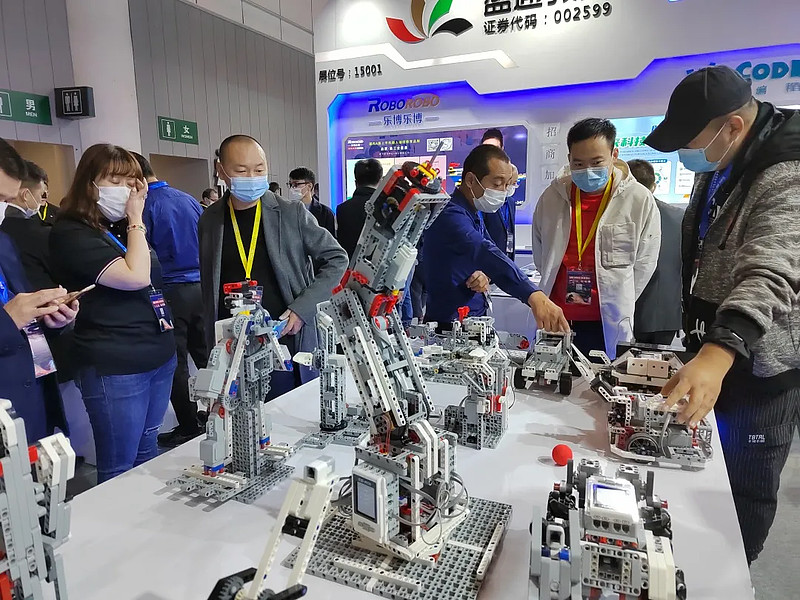 盛通股份推出AI教育创新平台 面向中小学生群体