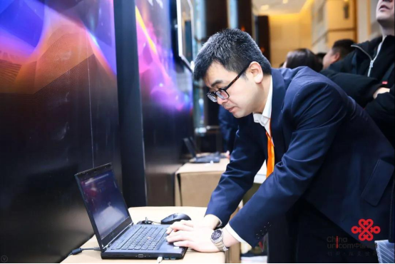 青海联通举办国企开放日暨乡村振兴大会