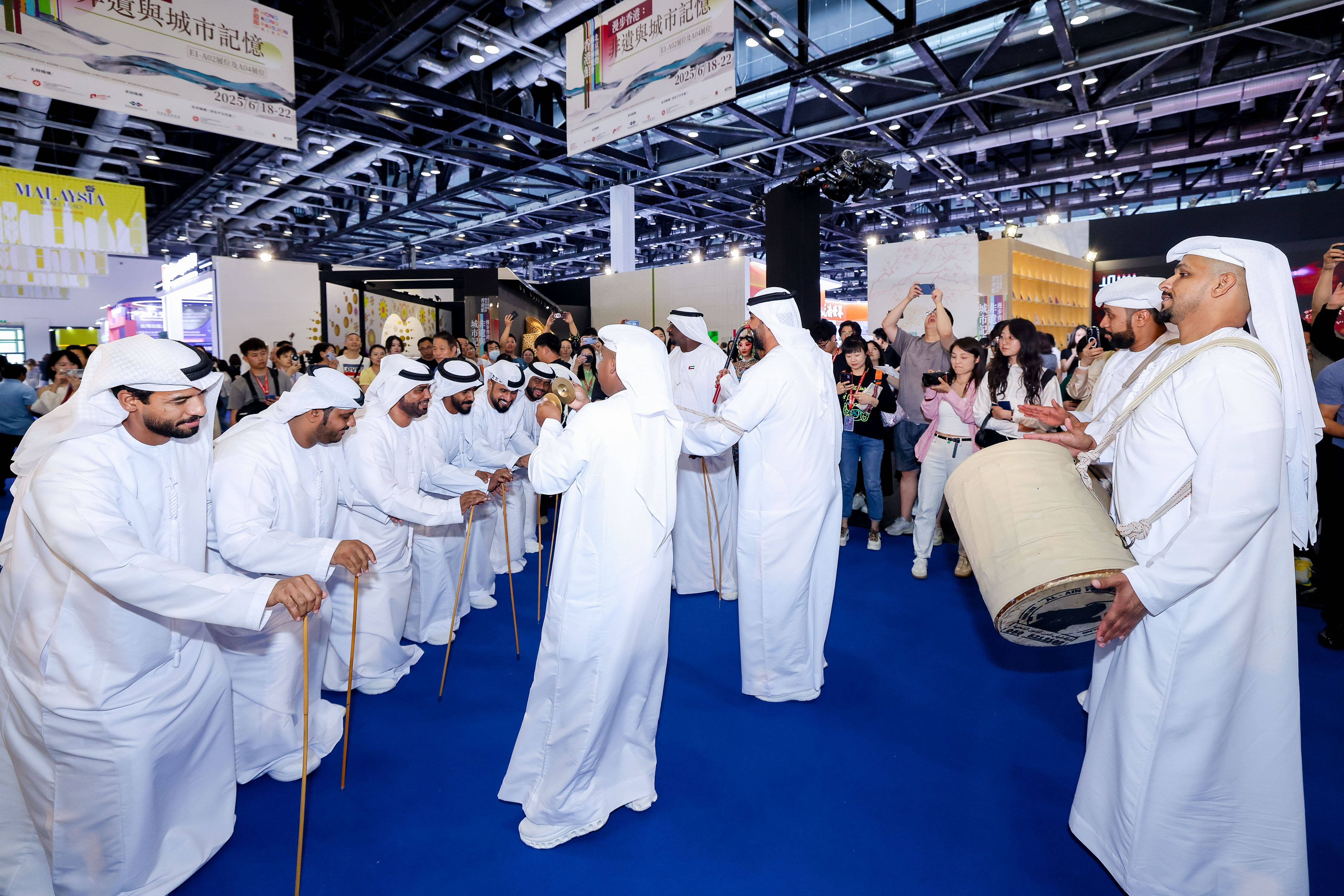 阿联酋与巴西讨论加强双边合作