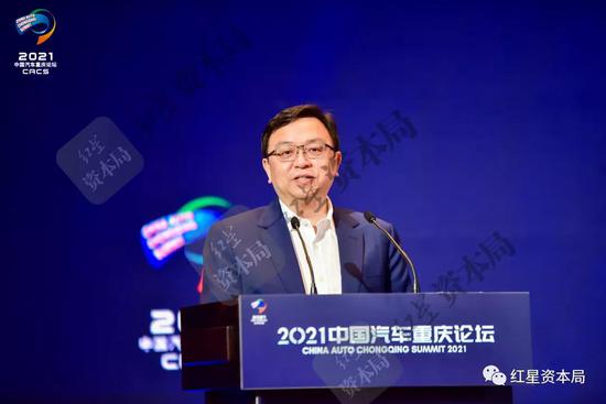 天府机场一辆汽车失控？比亚迪紧急辟谣