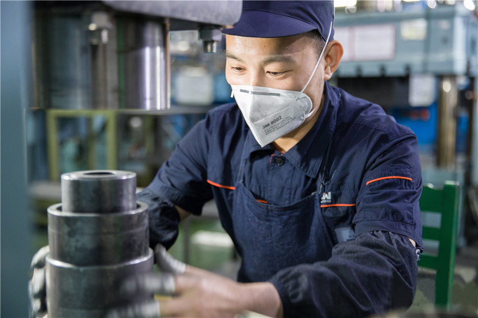 章源钨业获得发明专利授权：“一种片状纳米钨酸及其制备方法和应用”