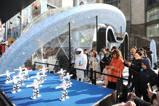 个人购机器人最高优惠1500元 北京首办机器人消费节