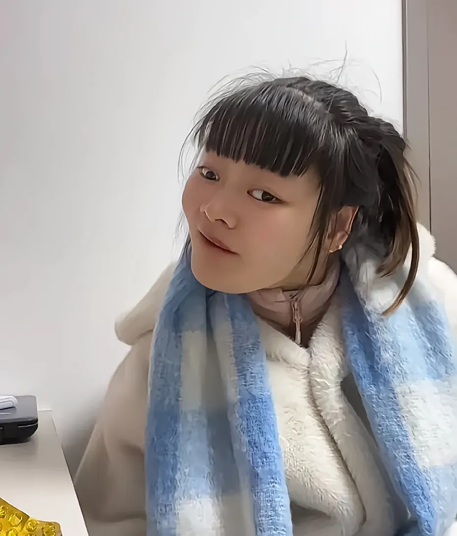 托举那个被网暴的医生