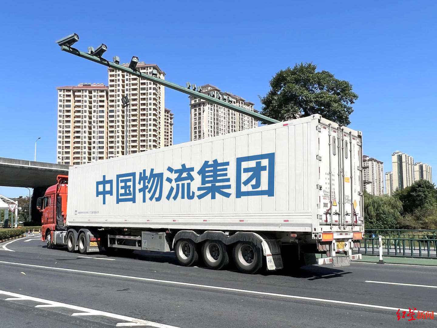 央企“巨无霸”重组启幕！超2000亿元航空燃油市场或将重构！