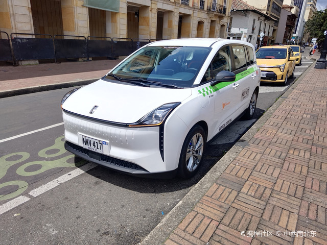 波哥大地铁一号线列车启动首轮动态测试