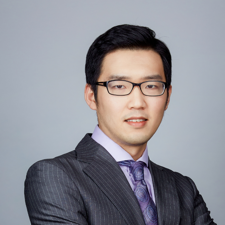 首批基金2025年四季报揭示新主线：告别“明星滤镜”，主动权益基金转向押赛道