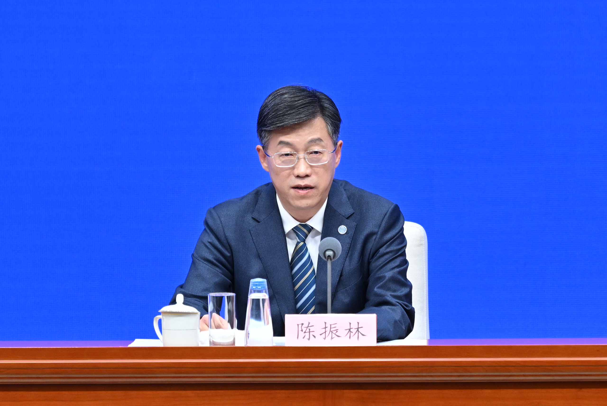 债市早参1月15日|国新办今日举办发布会，介绍货币金融政策支持实体经济高质量发展成效