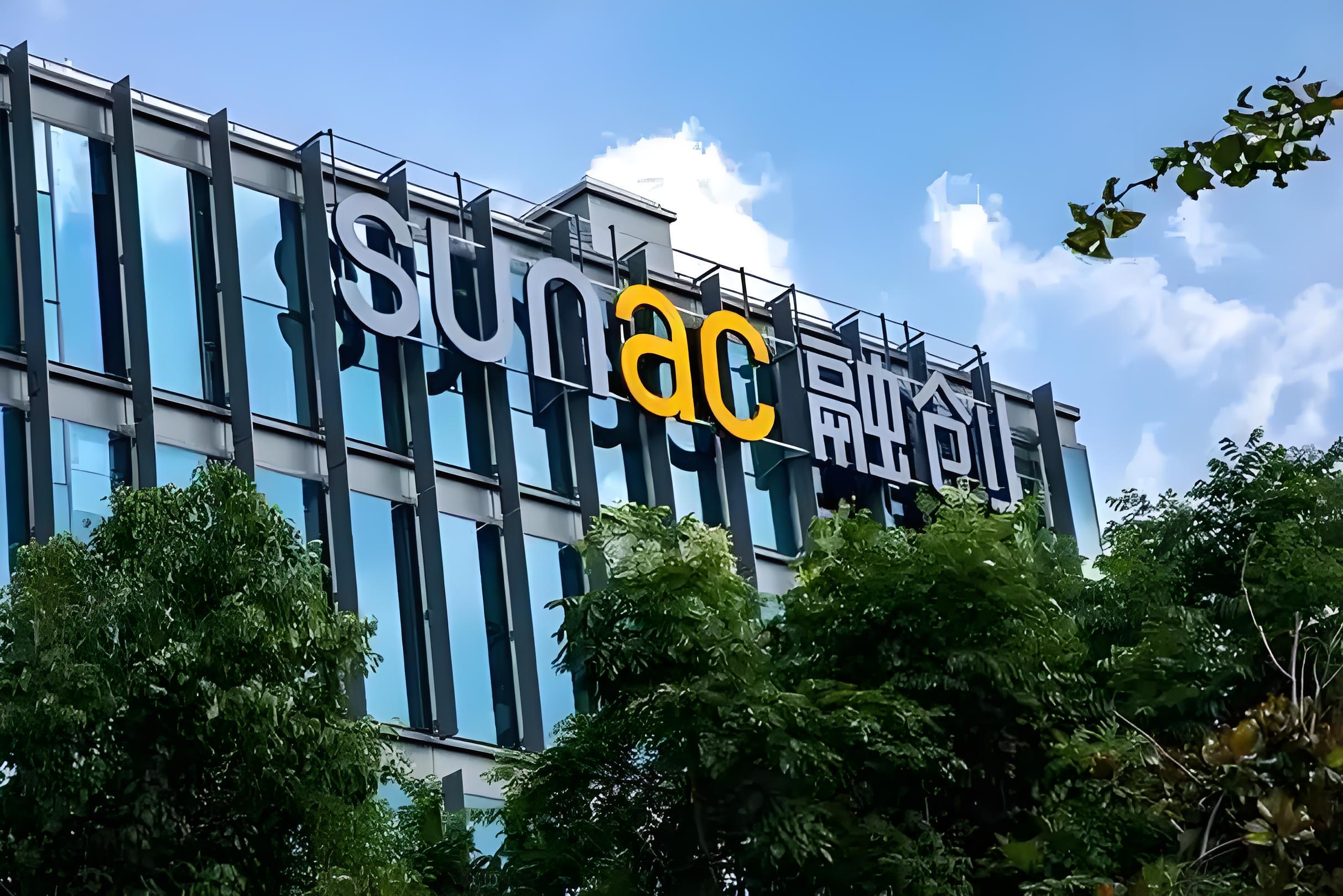 外服控股跌停，沪股通龙虎榜上净卖出452.75万元