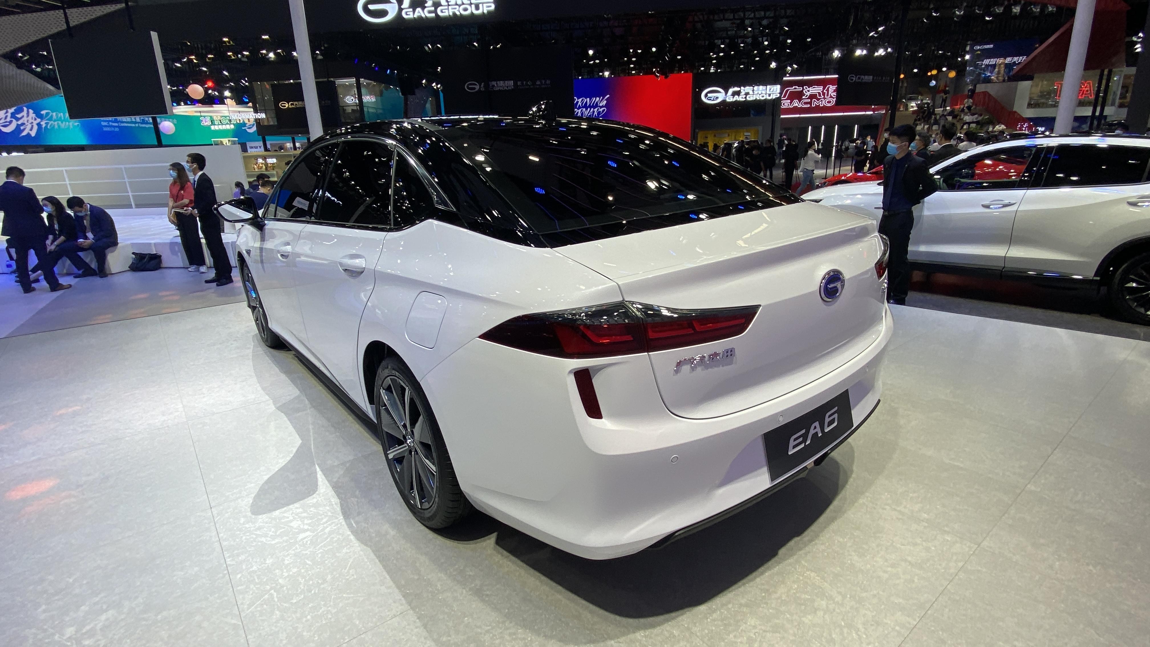 广汽集团获得外观设计专利授权:“后翼子板饰件”