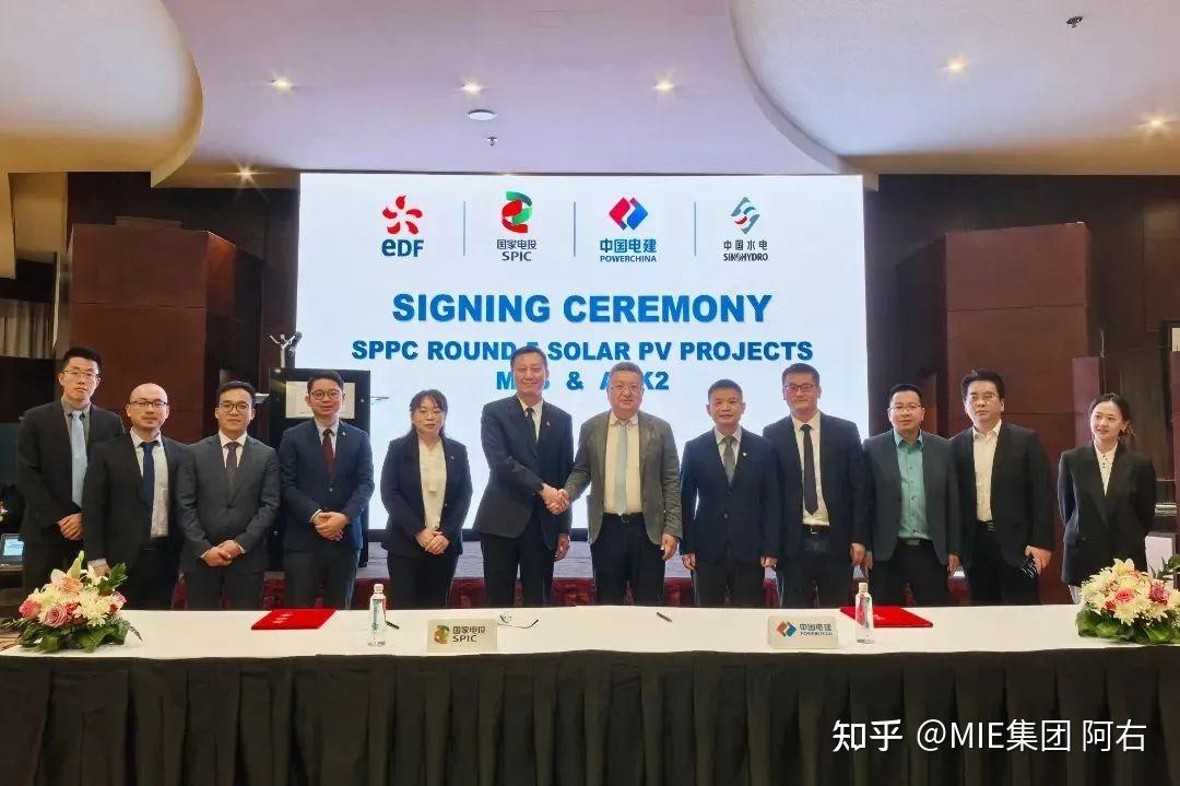 云深处机器人中标中国电建沙特光伏项目巡检