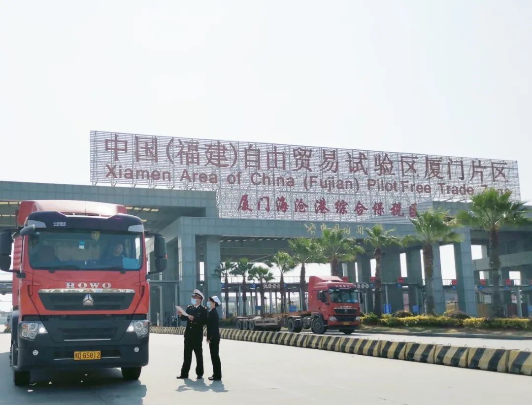 深圳综合保税区进出口首次突破万亿元大关