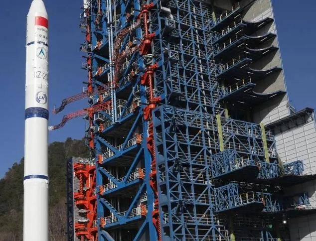 我国成功发射阿尔及利亚遥感三号卫星B星