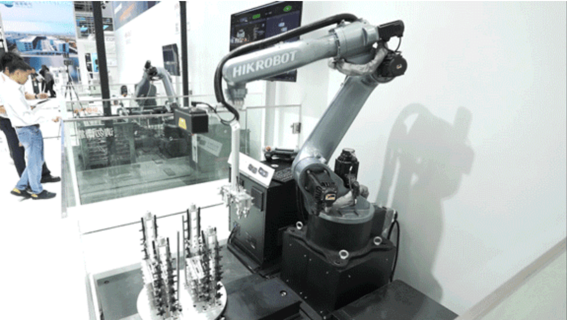 德龙激光获得发明专利授权：“一种大幅面玻璃轮廓自动柔性视觉识别方法及系统”