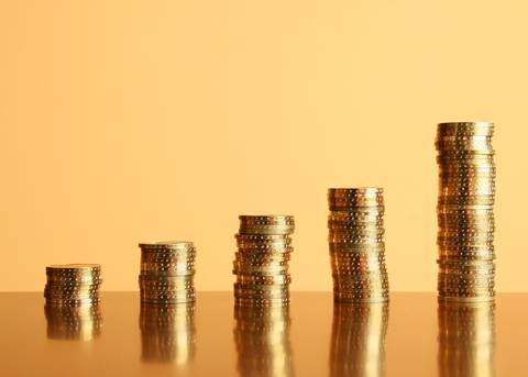 上市未满七月再启12亿融资，悍高集团逆势扩产引质疑